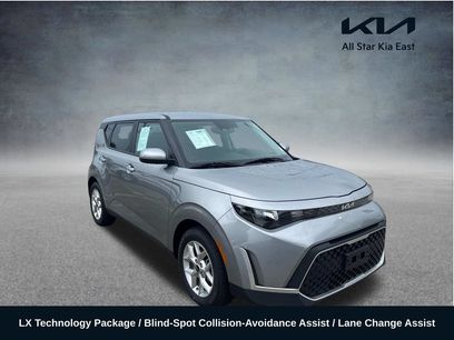 Used 2025 Kia Soul LX w/ LX Technology Package