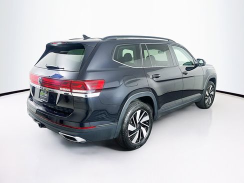 Used 2025 Volkswagen Atlas SE FWD image 9