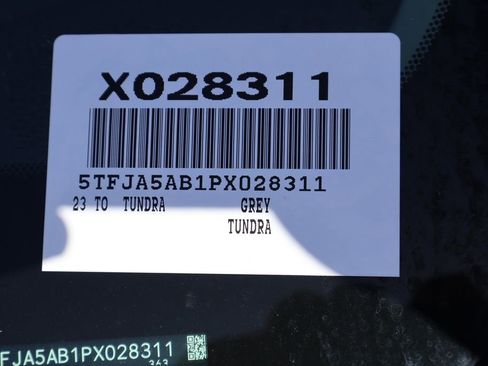 Used 2023 Toyota Tundra Limited w/ Power Package image 7