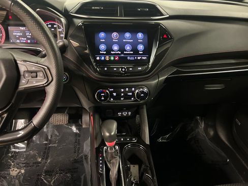 Certified 2023 Chevrolet TrailBlazer RS w/ Sun and Liftgate Package AWD/4WD image 22