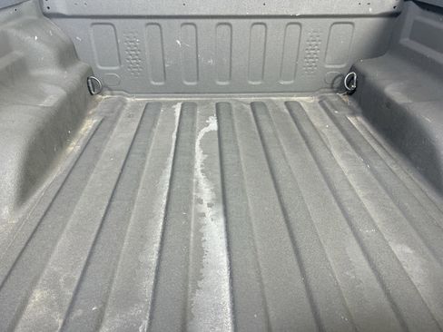 Used 2022 Jeep Gladiator Willys image 23