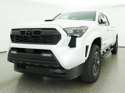 New 2026 Toyota Tacoma TRD Sport AWD/4WD image 32