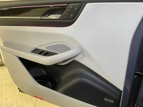 Certified 2026 Porsche Macan 4 Electric AWD/4WD image 34