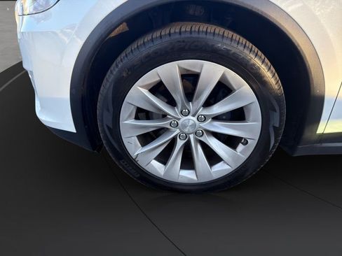 Used 2020 Tesla Model X Long Range AWD/4WD image 21
