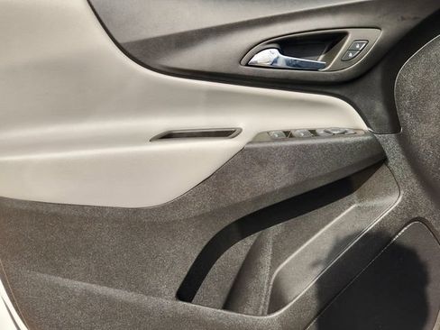 Used 2024 Chevrolet Equinox LS w/ LS Convenience Package FWD image 22