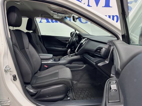Used 2021 Subaru Outback Premium AWD/4WD image 7