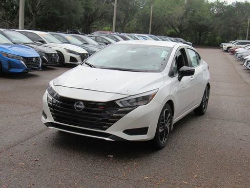 New 2025 Nissan Versa SR w/ Trunk Package FWD image 6