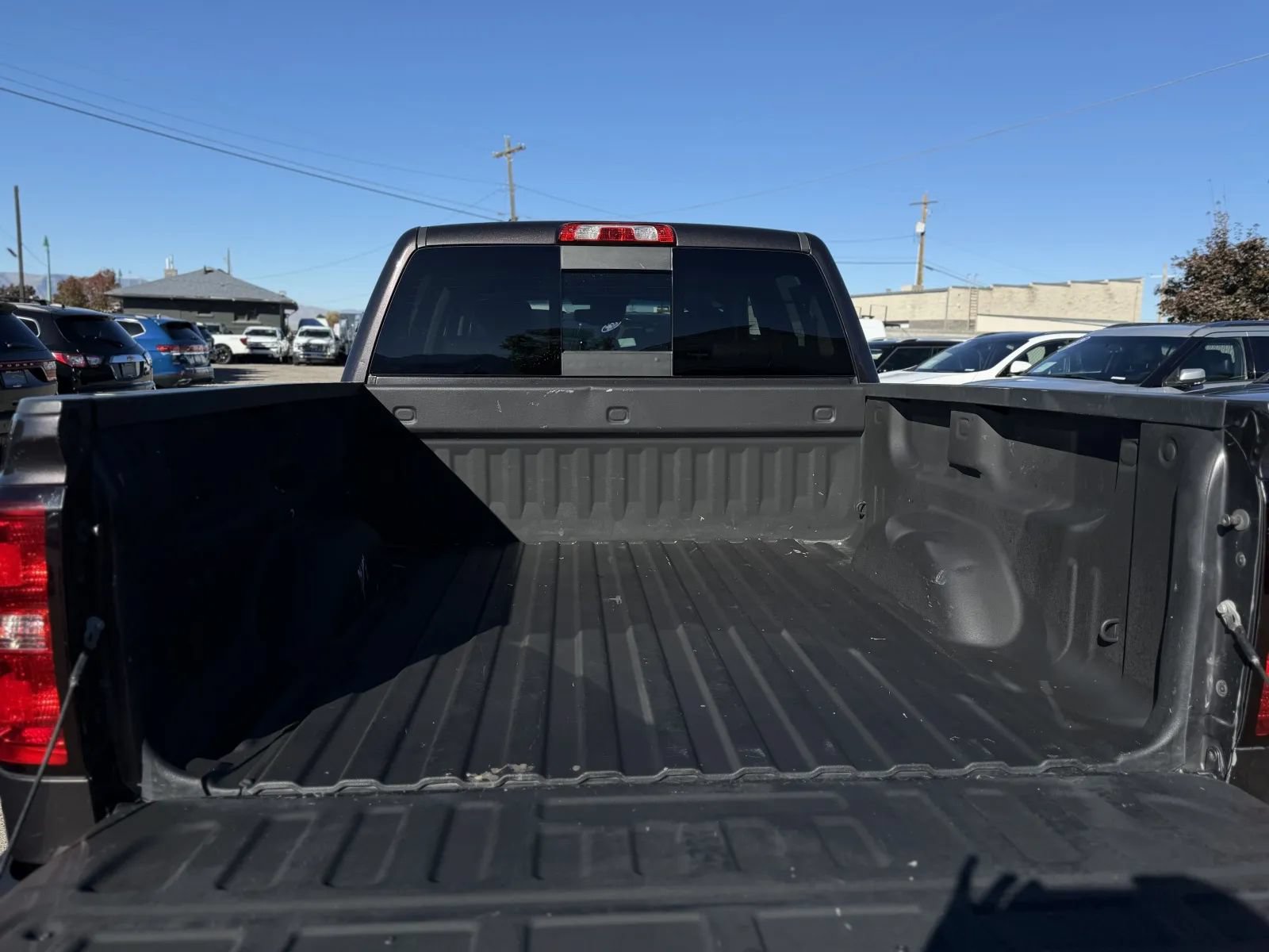 Used 2015 Chevrolet Silverado 1500 LTZ w/ LTZ Plus Package AWD/4WD image 16