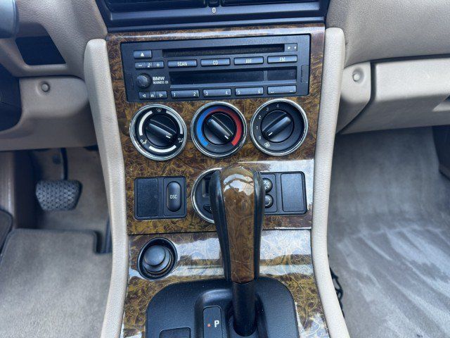 Used 2000 BMW Z3 2.5i RWD image 27