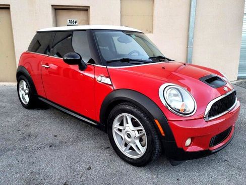 Used 2010 MINI Cooper S image 2