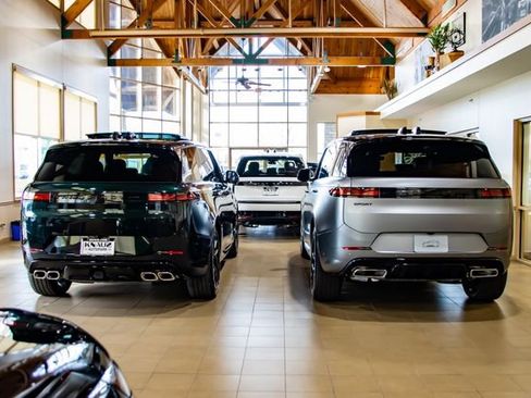 Used 2019 Land Rover Range Rover Evoque SE Premium image 8