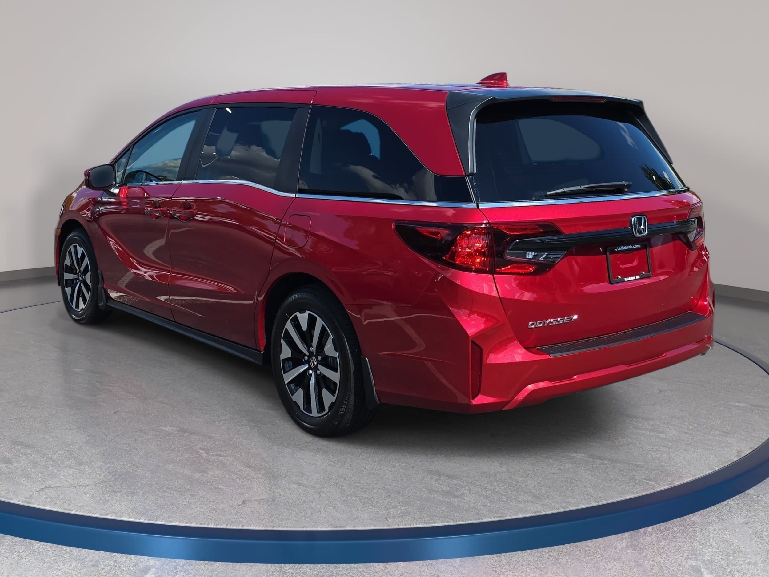 Used 2025 Honda Odyssey EX-L image 7