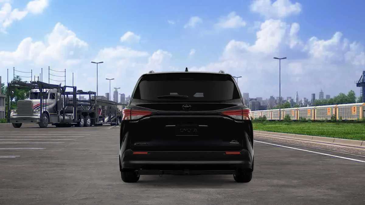 New 2026 Toyota Sienna XLE Woodland Edition AWD/4WD image 10