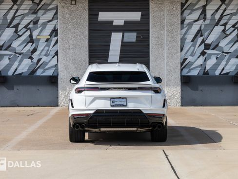 Used 2024 Lamborghini Urus S image 13