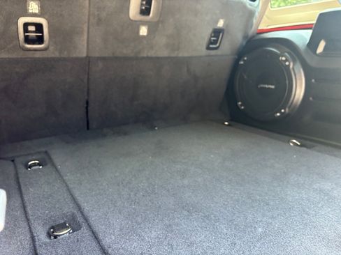 Used 2020 Jeep Wrangler Unlimited Sahara AWD/4WD image 29