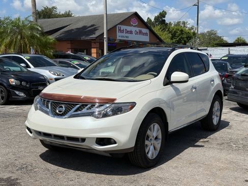 Used 2014 Nissan Murano SL FWD image 2