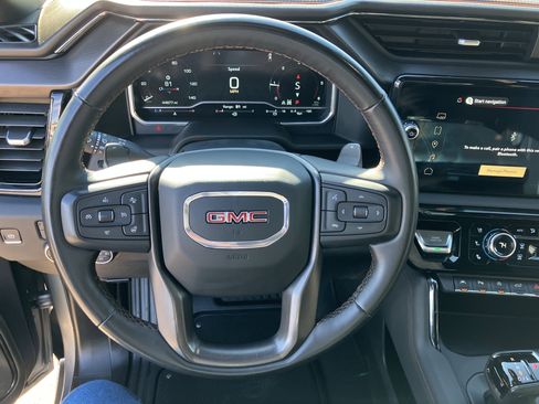 Used 2023 GMC Sierra 1500 AT4 w/ AT4 Premium Package AWD/4WD image 10