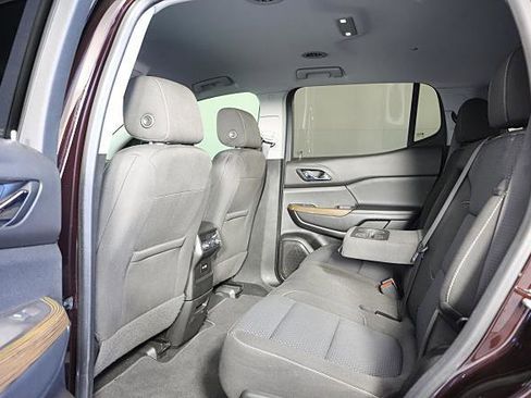 Used 2020 GMC Acadia SLE image 22