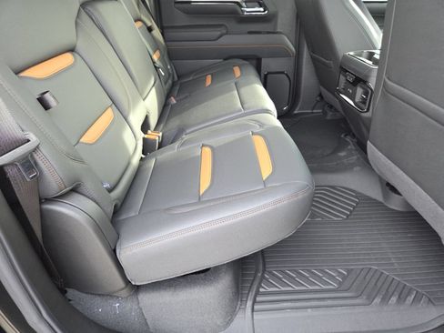 New 2026 GMC Sierra 1500 AT4 w/ AT4 Premium Package AWD/4WD image 25
