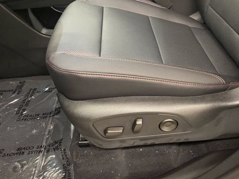 New 2026 Chevrolet Traverse Z71 w/ Enhanced Driving Package AWD/4WD image 22