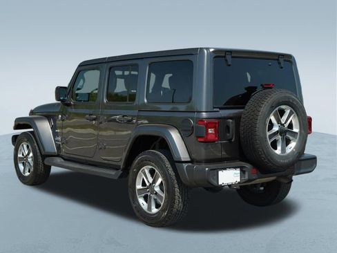 Used 2021 Jeep Wrangler Unlimited Sahara AWD/4WD image 5