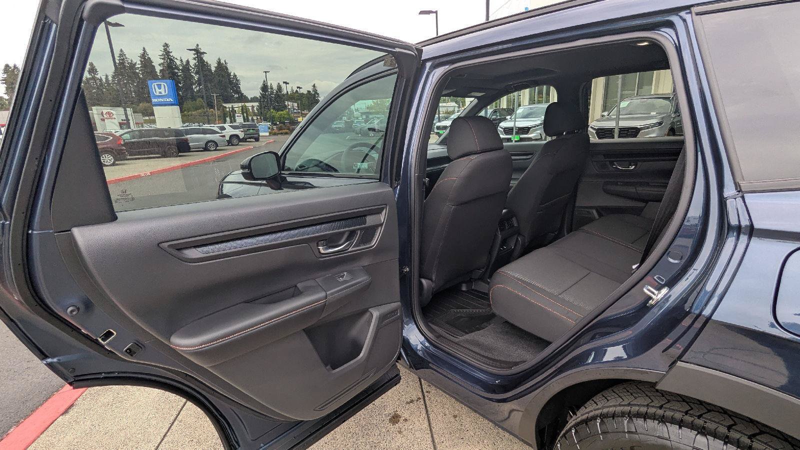 Used 2026 Honda CR-V TrailSport image 13