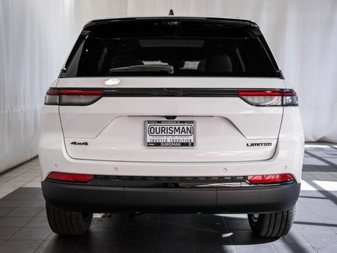 New 2025 Jeep Grand Cherokee Limited w/ Luxury Tech Group II image 5