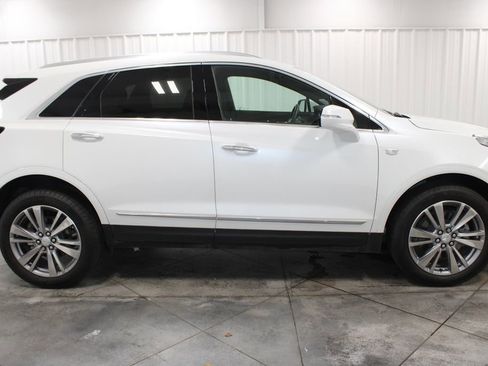 Used 2024 Cadillac XT5 Premium Luxury image 11