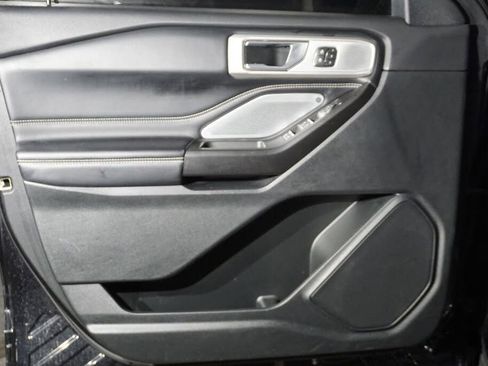 Used 2020 Ford Explorer ST w/ Premium Technology Package AWD/4WD image 31