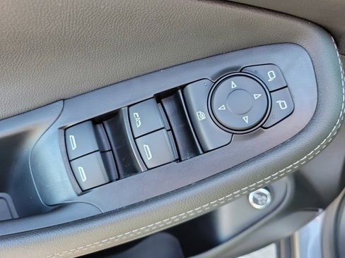 Used 2023 Buick Encore GX Select image 23