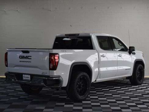Used 2021 GMC Sierra 1500 SLE AWD/4WD image 6
