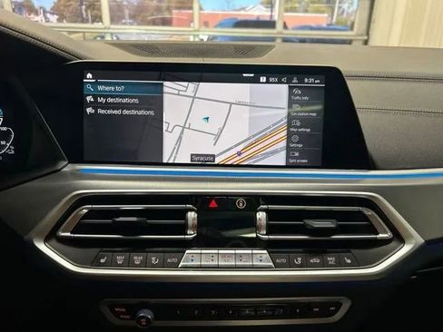 Used 2022 BMW X5 xDrive45e AWD/4WD image 24