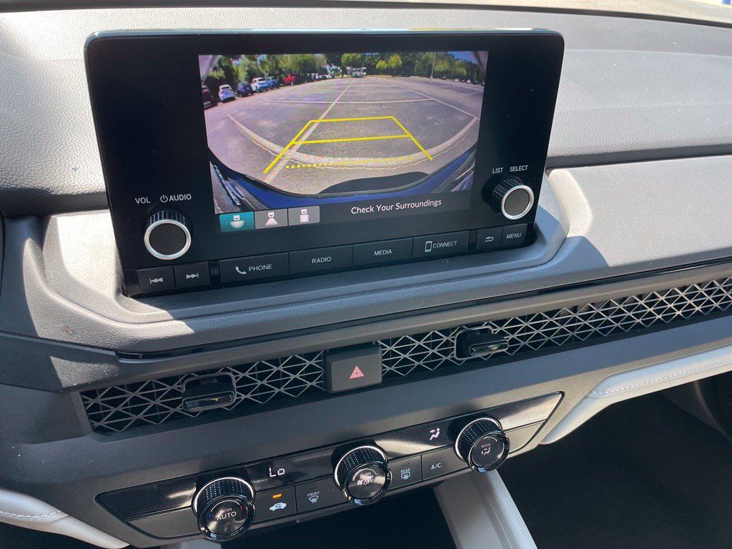 Certified 2025 Honda Accord LX image 17