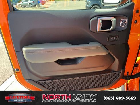 New 2026 Jeep Gladiator Mojave AWD/4WD image 5