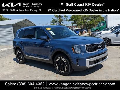 Certified 2023 Kia Telluride EX w/ EX Captain's Chair Package