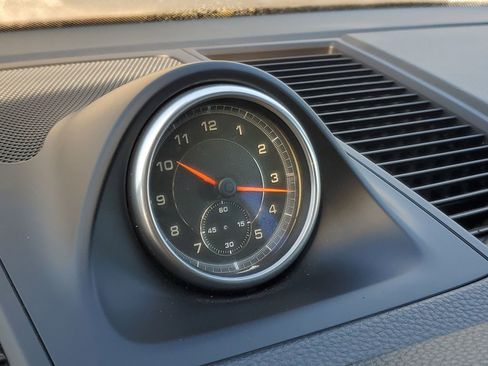 Used 2018 Porsche Macan S image 27