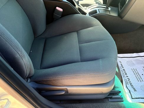 Used 2004 Pontiac Grand Prix GT2 image 21