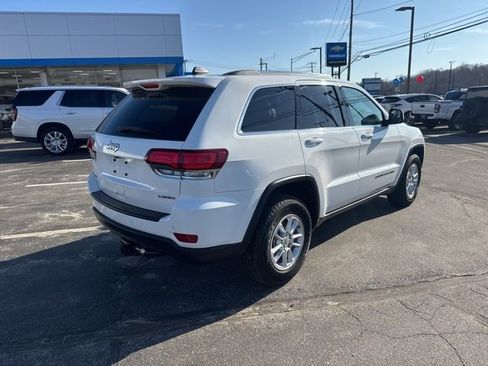 Used 2020 Jeep Grand Cherokee Laredo image 7