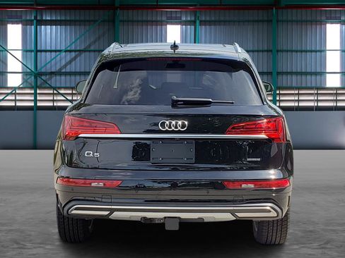Used 2023 Audi Q5 2.0T Premium Plus w/ Premium Plus Package AWD/4WD image 4