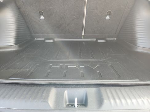 Used 2023 Honda HR-V LX image 31