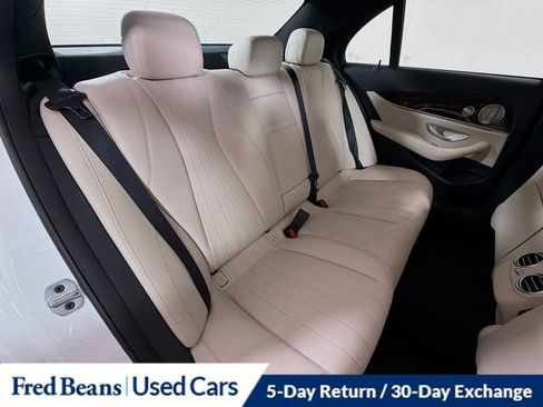 Used 2023 Mercedes-Benz E 350 4MATIC Sedan image 34