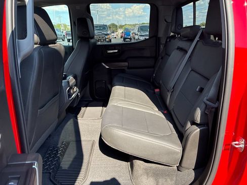 Used 2022 GMC Sierra 1500 SLT w/ SLT Premium Package AWD/4WD image 16