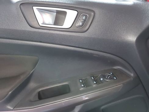 Used 2019 Ford EcoSport SE image 21