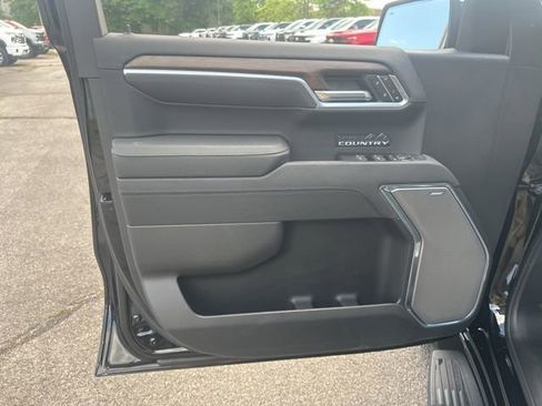New 2026 Chevrolet Silverado 1500 High Country w/ LPO, Dark Essentials Package AWD/4WD image 11