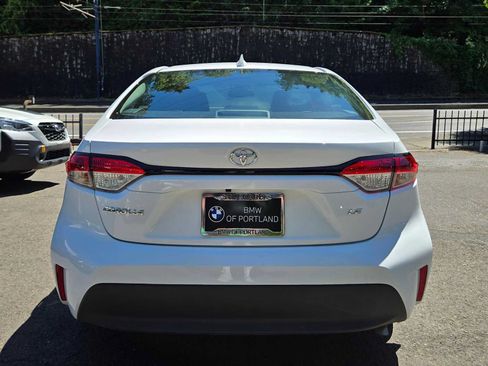 Used 2026 Toyota Corolla LE FWD image 4