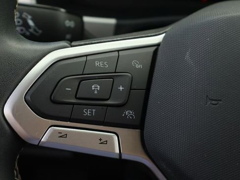 Certified 2023 Volkswagen Atlas SEL AWD/4WD image 24