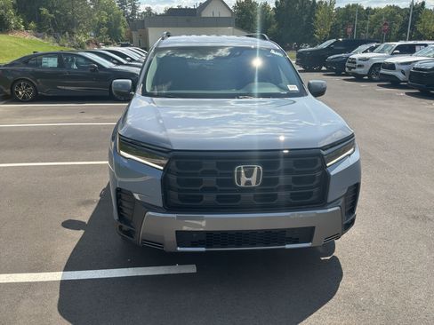 Used 2026 Honda Pilot EX-L image 3