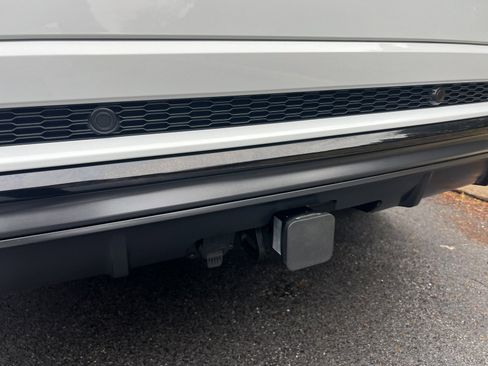 Used 2019 Audi Q8 Prestige image 96