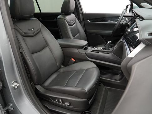 Certified 2023 Cadillac XT6 Premium Luxury AWD/4WD image 34