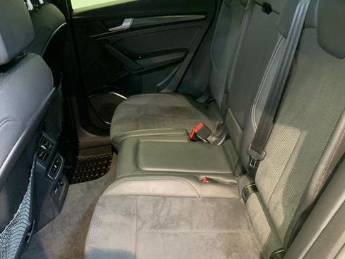 Used 2022 Audi SQ5 Premium Plus w/ Premium Plus Package image 41